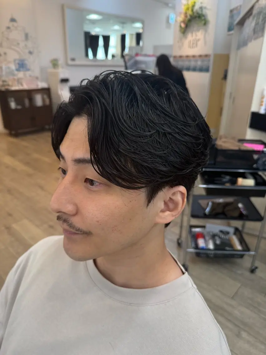 ショート パーマ メンズ フェザーパーマ メンズパーマ ショートヘア カット パーマ 市川 博紀 店長のヘアスタイル
