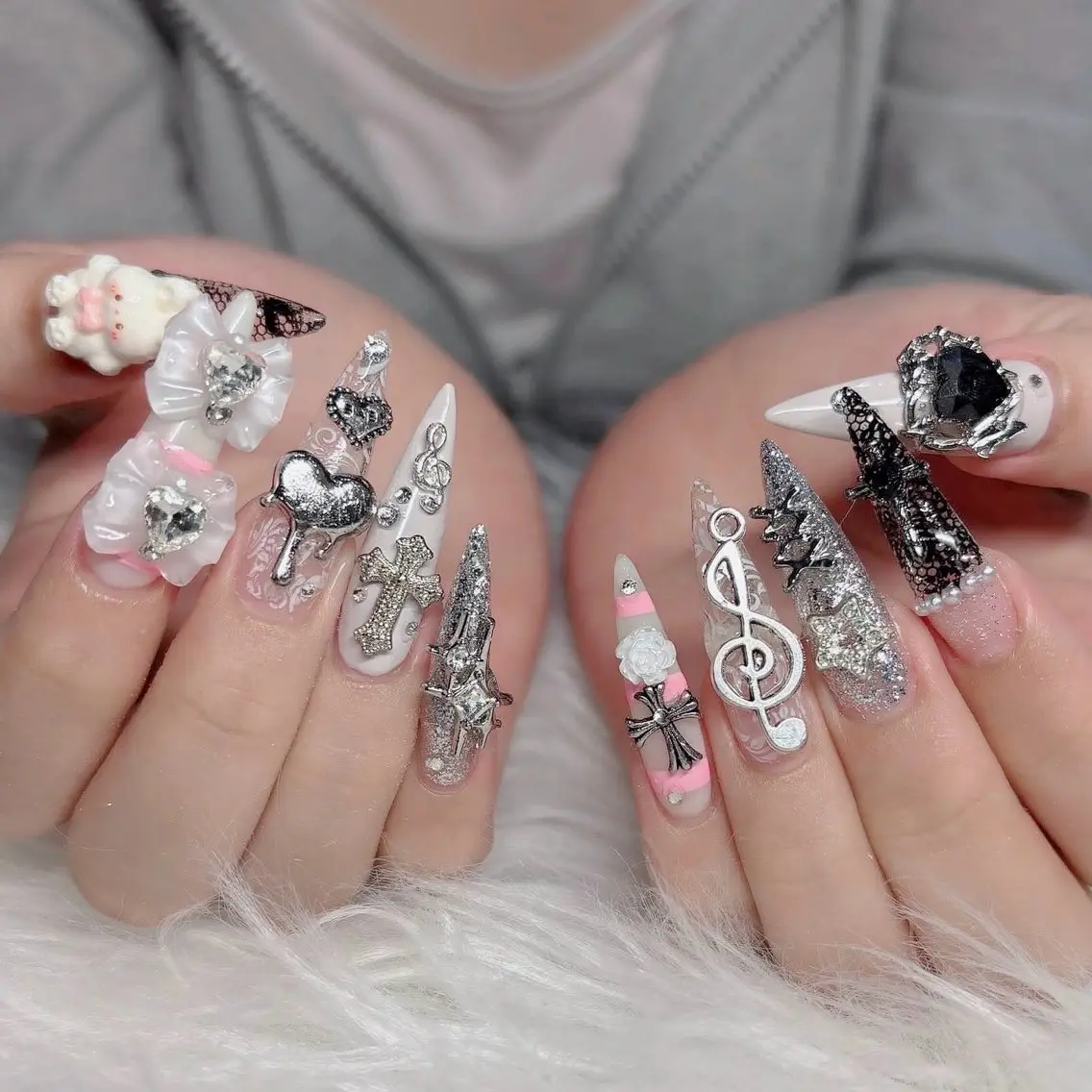 ネイル フットネイル フレンチネイル グラデーション 韓国ネイル ロングネイル ハンドネイル Hani Nail Salonのネイルデザイン