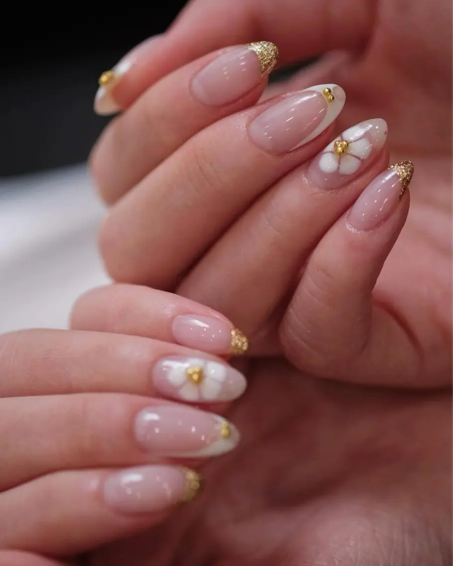 ネイル EMI NAILSのネイルデザイン