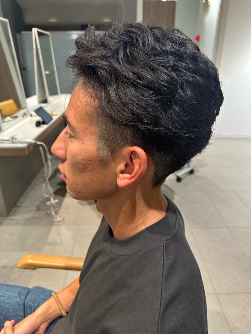 ショート メンズ WAVY 松本 涼大朗のヘアスタイル