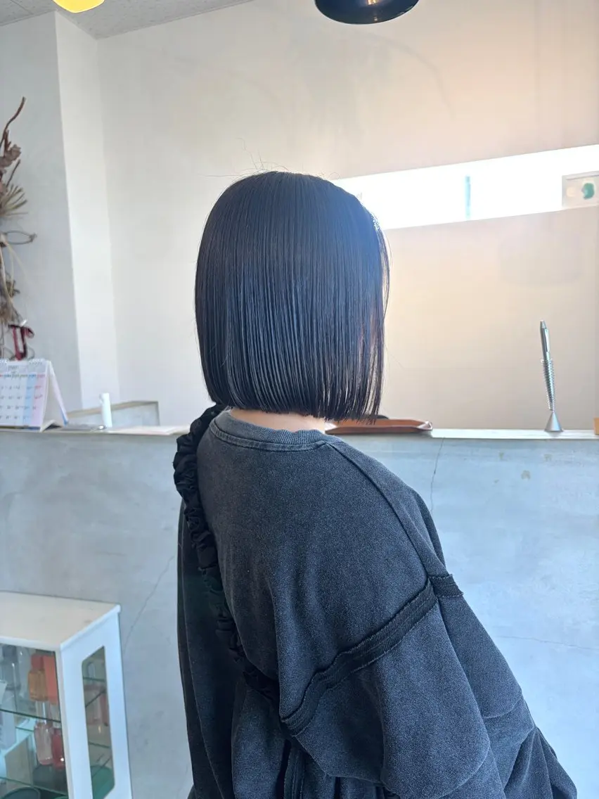 ミディアム ボブ 縮毛矯正 カット 縮毛矯正 anjii リンのヘアスタイル