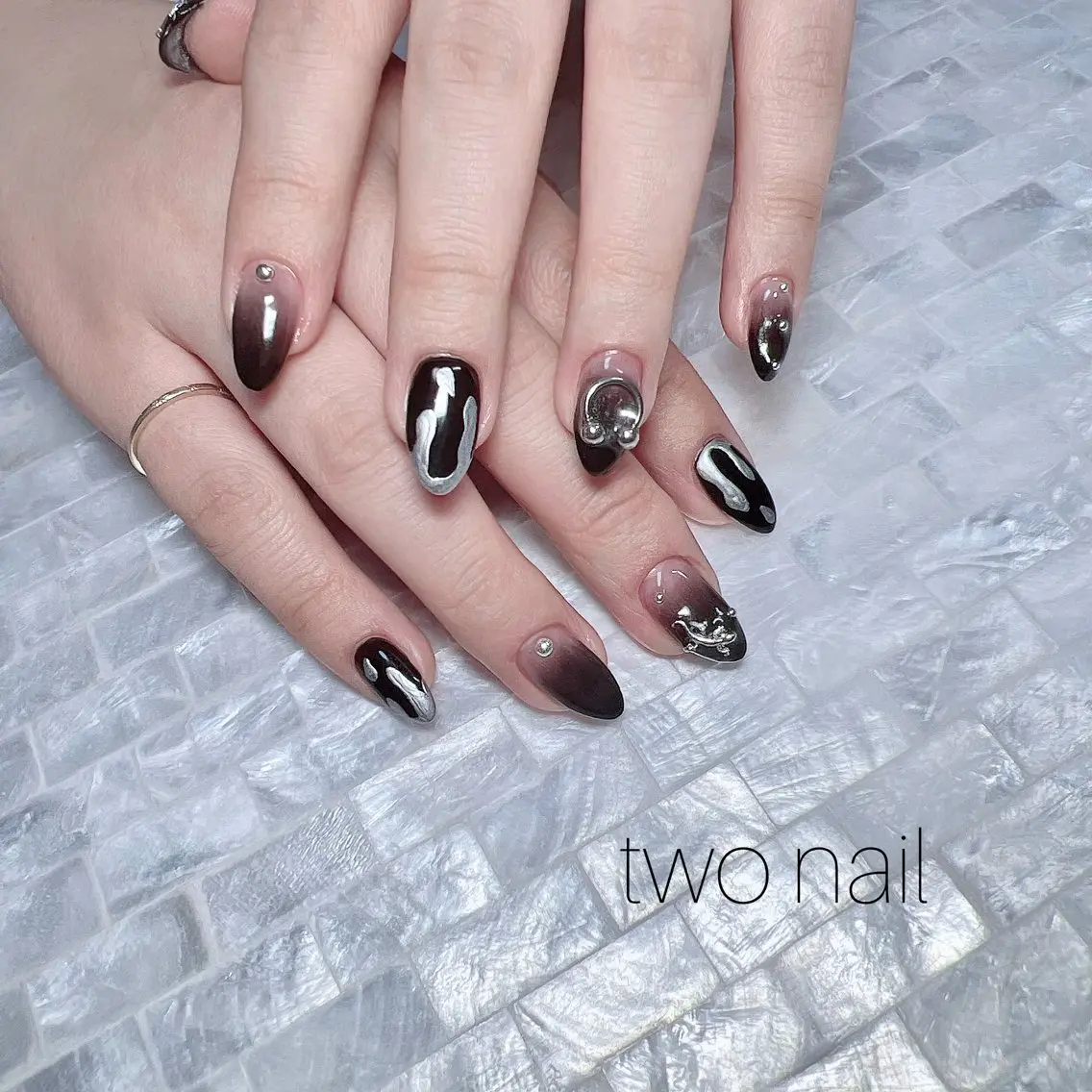 ネイル アートネイル 持ち込み ネイルチップ ホワイト ハンドネイル two nailのネイルデザイン