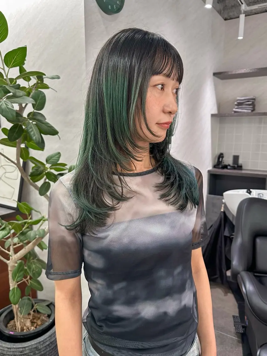 ロング カラー ブリーチ デザインカラー レイヤーカット ウルフカット ウルフレイヤー tone/ AKANEのヘアスタイル