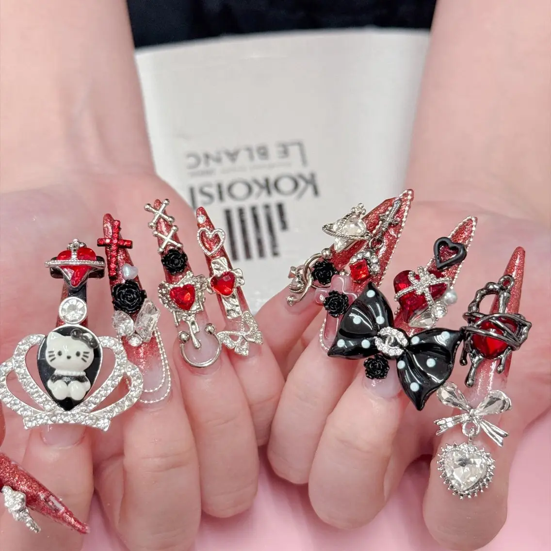 ネイル オーロラネイル クリアネイル ジェルネイル ガーリー 韓国ネイル ハンドネイル Sakura Nail Salonのネイルデザイン