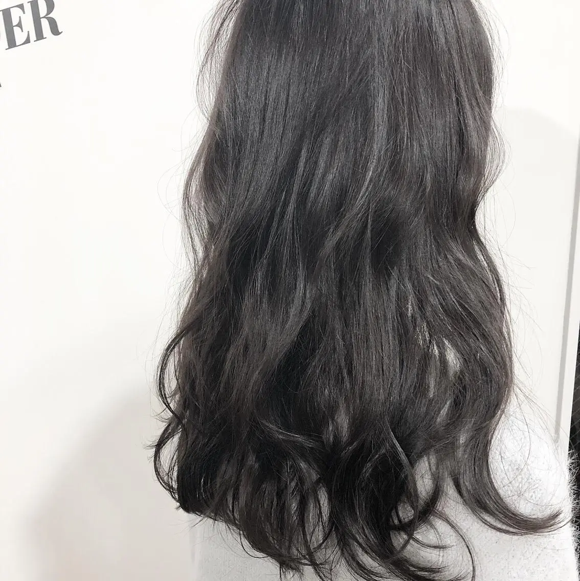 カラー アッシュ 夜23時まで予約🉑 reverieあきらのヘアスタイル