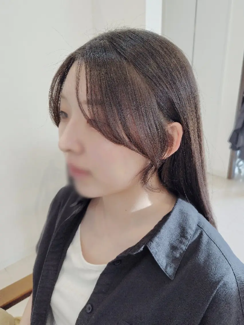 ミディアム 顔周りカット 縮毛矯正 縮毛矯正 三浦 瑞華のヘアスタイル