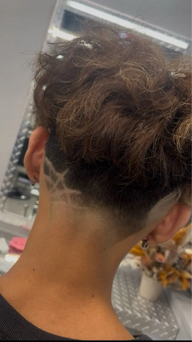 ショート 刈部倶楽舞 サスガのヘアスタイル