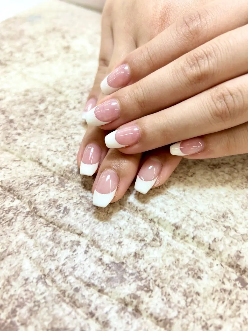 ネイル フレンチネイル MAXKELLY Tadaのネイルデザイン