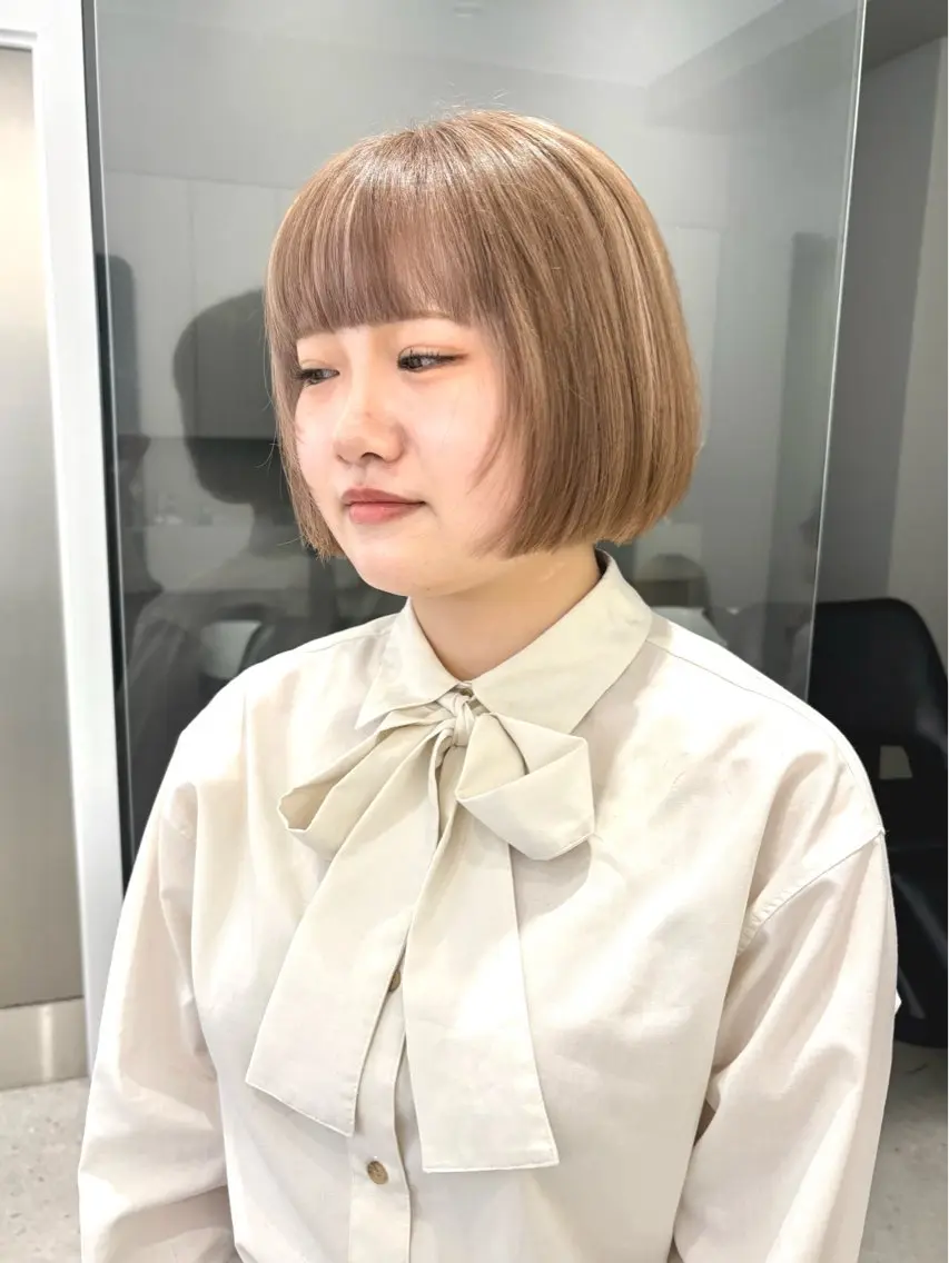 ショート カラー カット すぎもと さき⚡️ レイヤー・*パーマのヘアスタイル