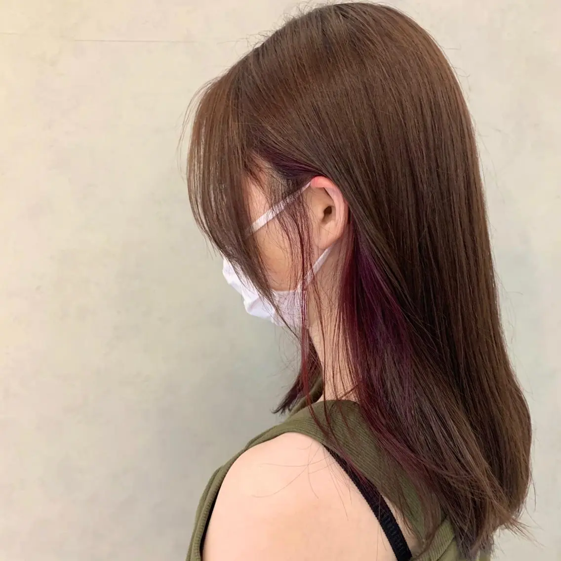 セミロング ヘアカラー トリートメント ︎︎🧸 ユリ ︎︎🧸のヘアスタイル