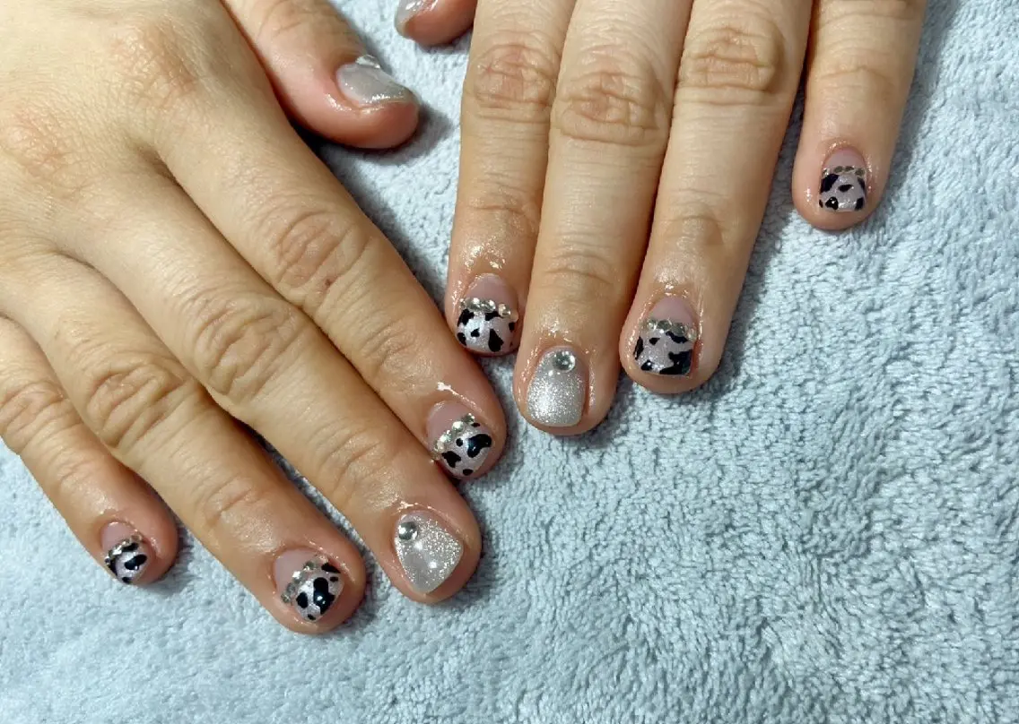 ネイル マグネットネイル 眠れるネイルサロン MA❁HANAのネイルデザイン