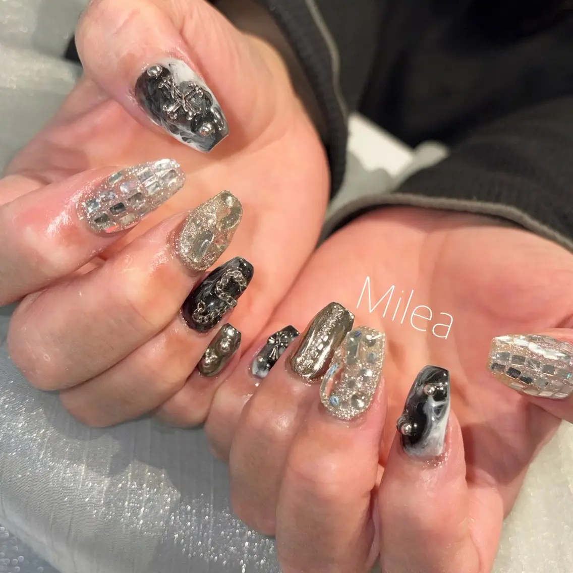 ネイル Milea🩵 Sayaka🪩のネイルデザイン