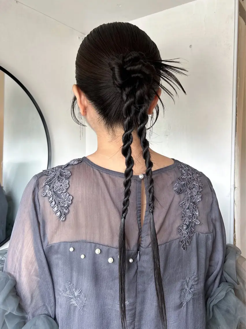 ロング ヘアアレンジ ヘアセット AKO .のヘアスタイル