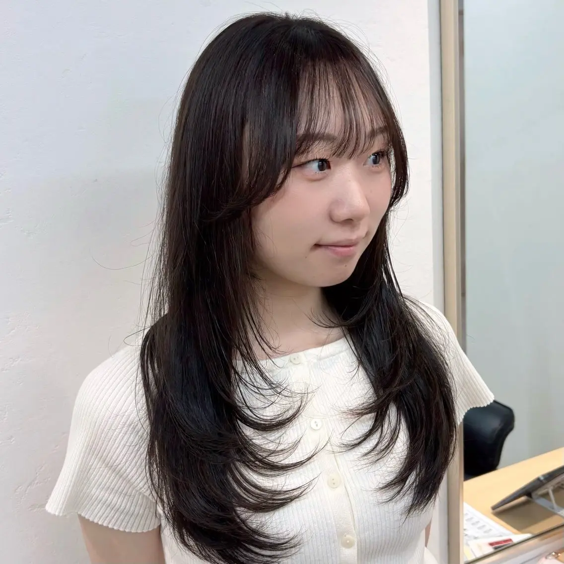 ロング ロングレイヤー レイヤーカット ロング カット ヘアカラー トリートメント 🫧透明感/レイヤー /縮毛矯正/うみ🌟のヘアスタイル