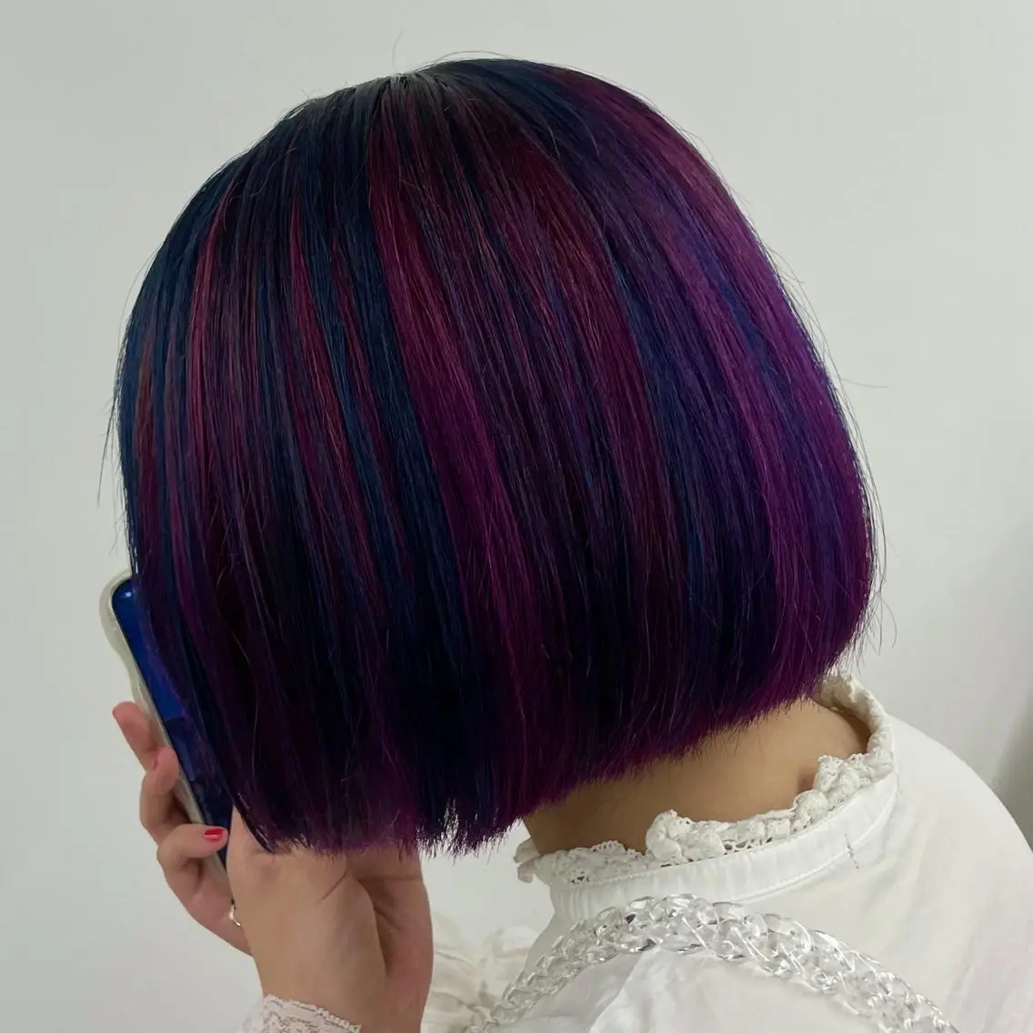 ミディアム カラー デザインカラー ラベンダー💜 グレージュ🩶のヘアスタイル