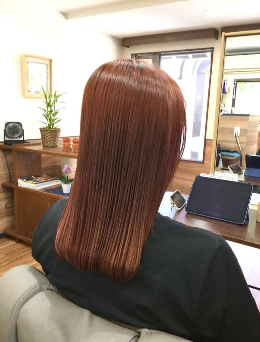 ミディアム カラー ピンクカラー Annon プライベートサロンのヘアスタイル