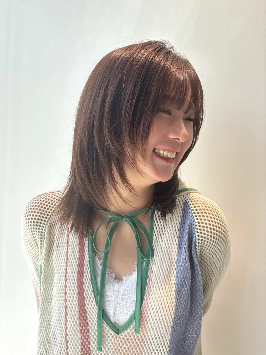 ミディアム カット ヘアカラー 盛れるレイヤー 🎀🇰🇷カナヤのヘアスタイル