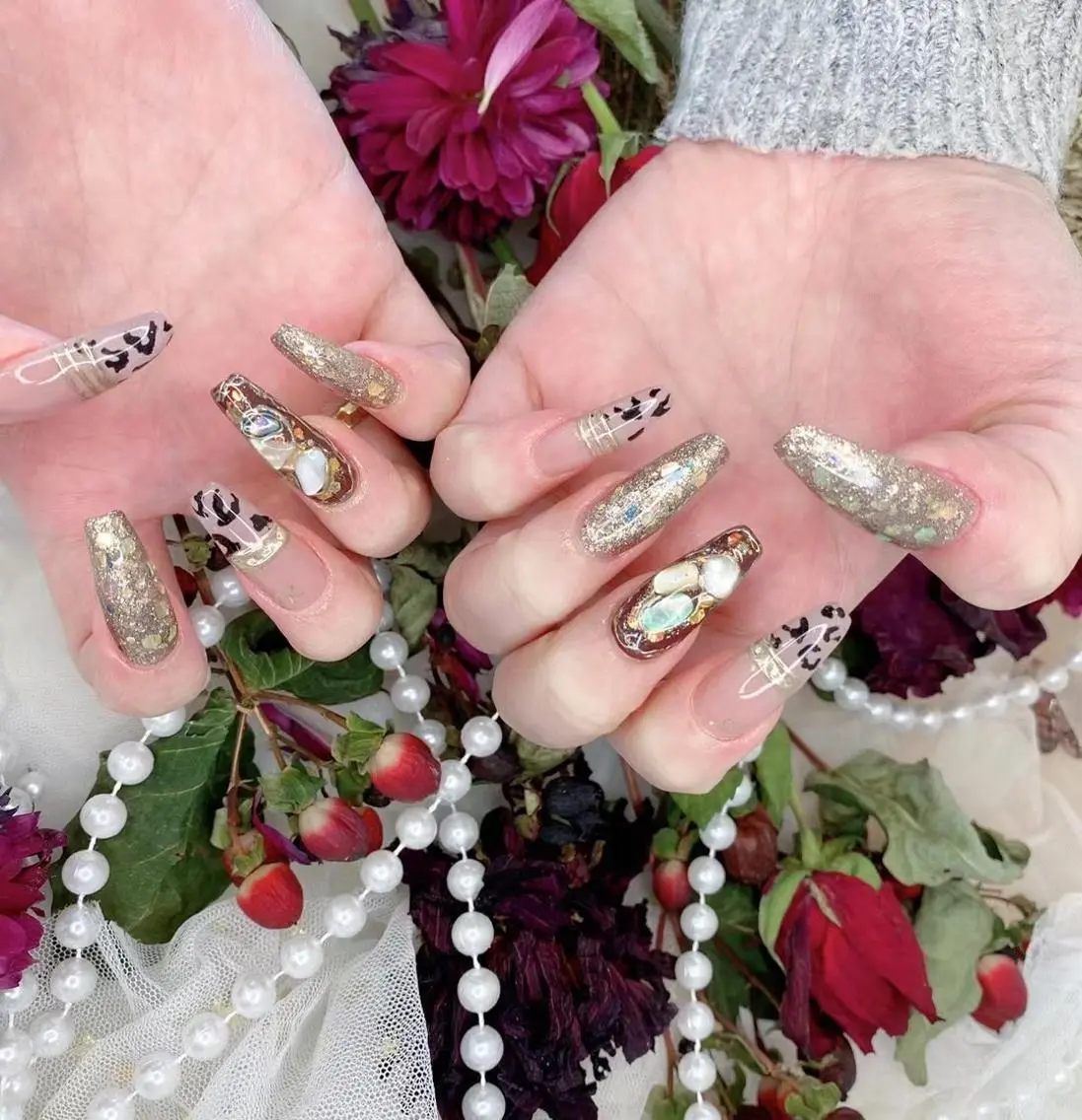 ネイル アニマル柄 クリアネイル ゴールド babarla Nailのネイルデザイン