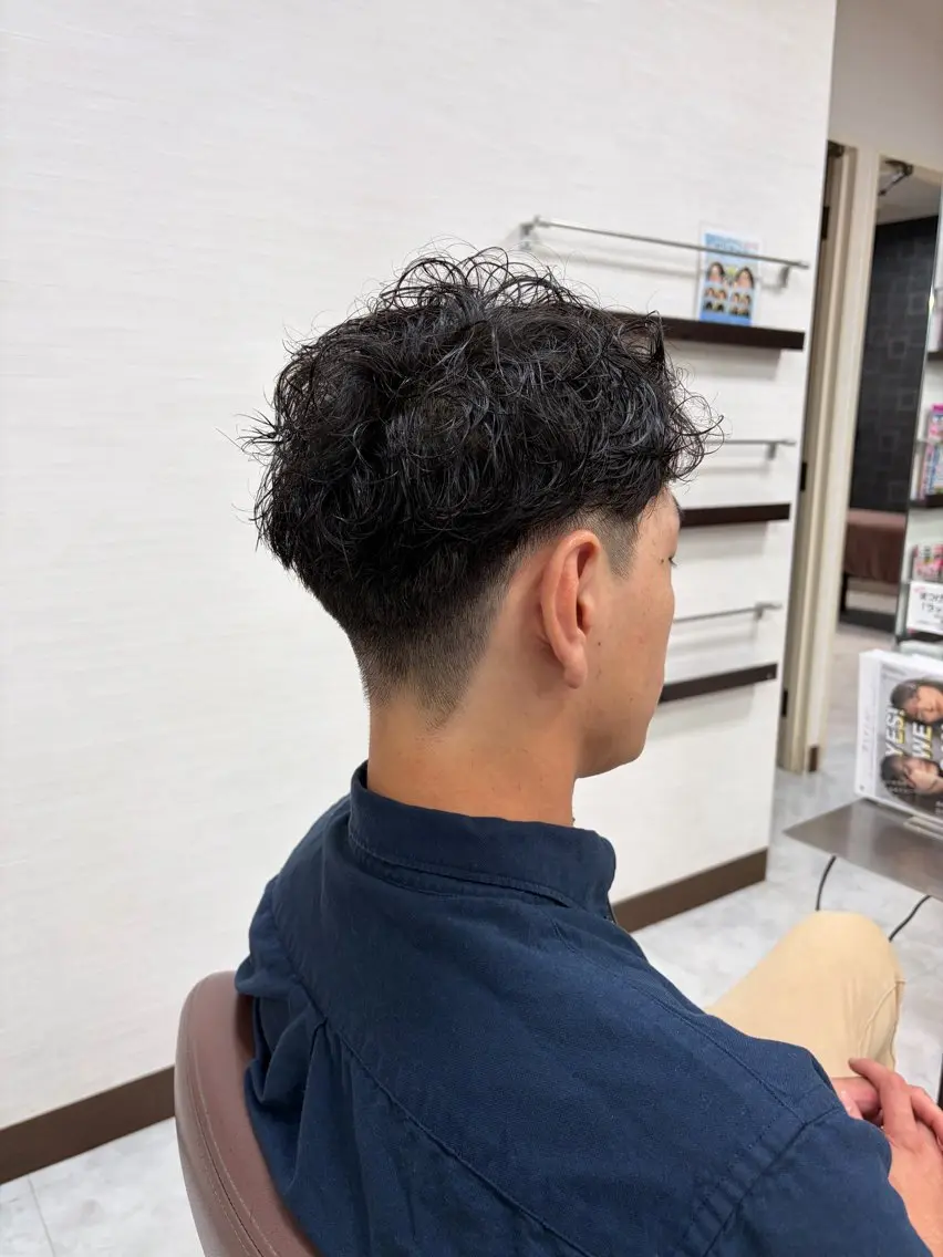 パーマ メンズ メンズパーマ カット パーマ 三浦 瑠美のヘアスタイル
