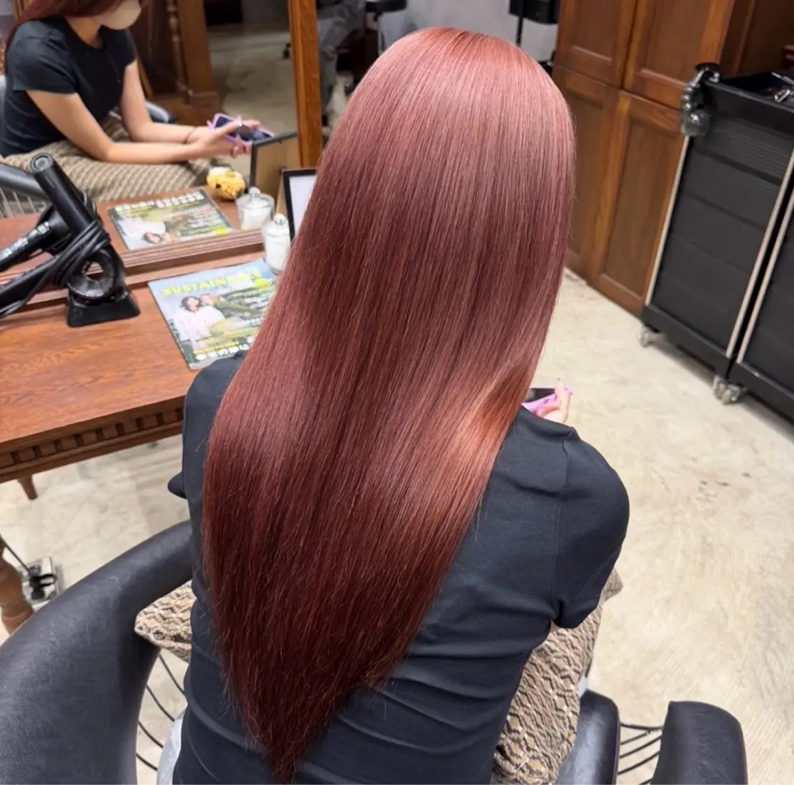 ロング ヘアカラー 前畑 きりあのヘアスタイル