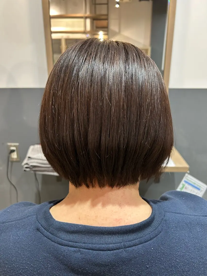 ショート カラー ブラウンカラー ナチュラルブラウン カット lolonois 宮城茉歩呂のヘアスタイル