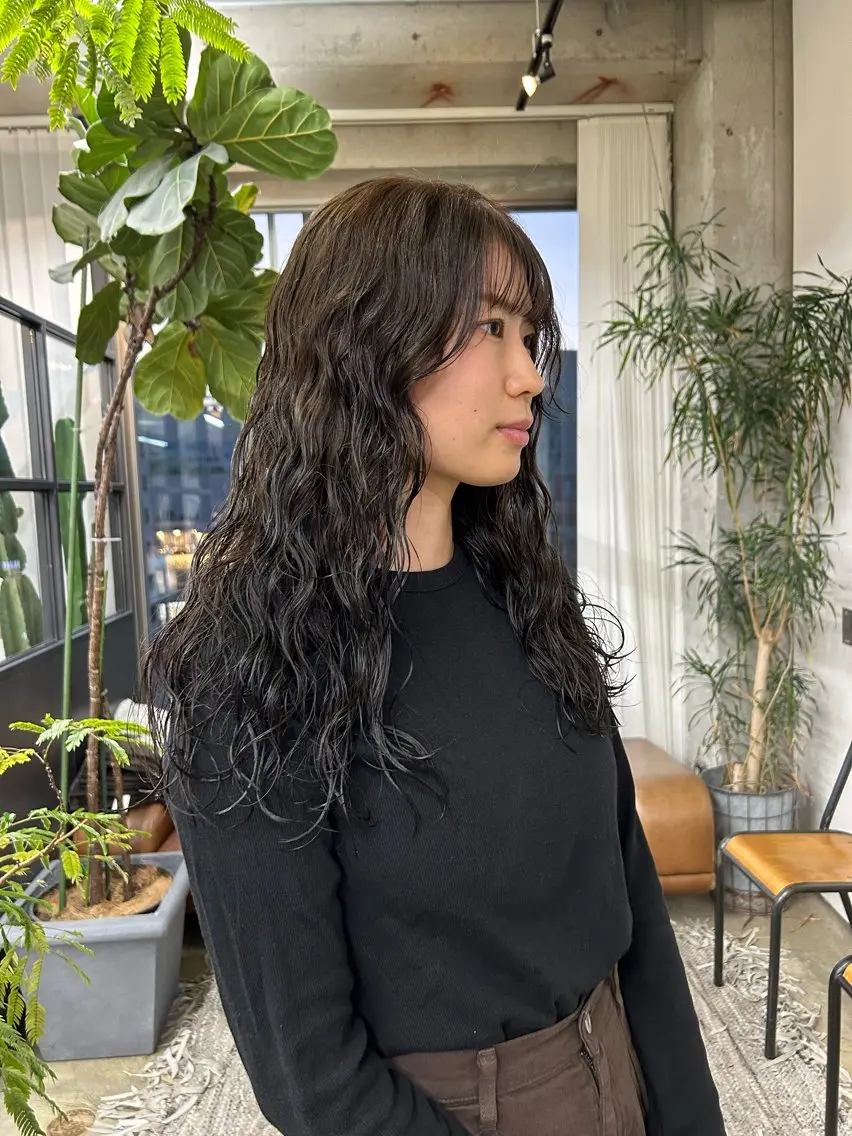 ロング カラー パーマ オリーブカラー ロング カット パーマ maho/垢抜け カラーパーマメイクのヘアスタイル