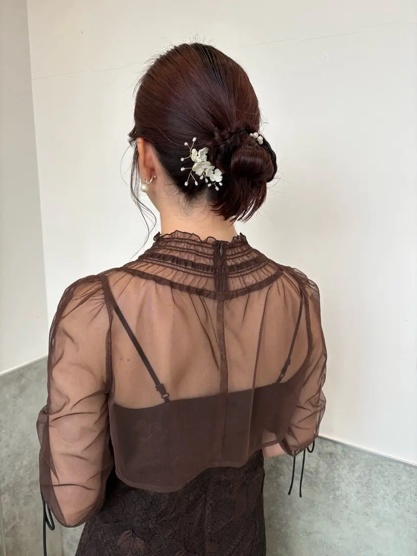 ロング ヘアアレンジ 結婚式・ブライダル ヘアセット mao ｜ 柔らか艶カラー🫧のヘアスタイル