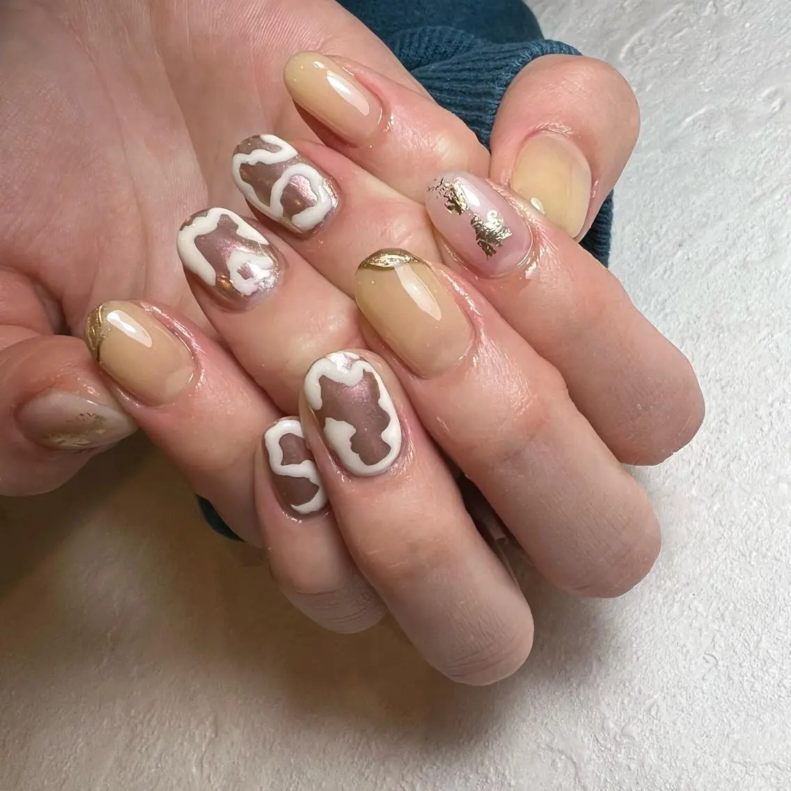 ネイル アートネイル ジェルネイル パラジェル ホワイト MAKANI salonのネイルデザイン