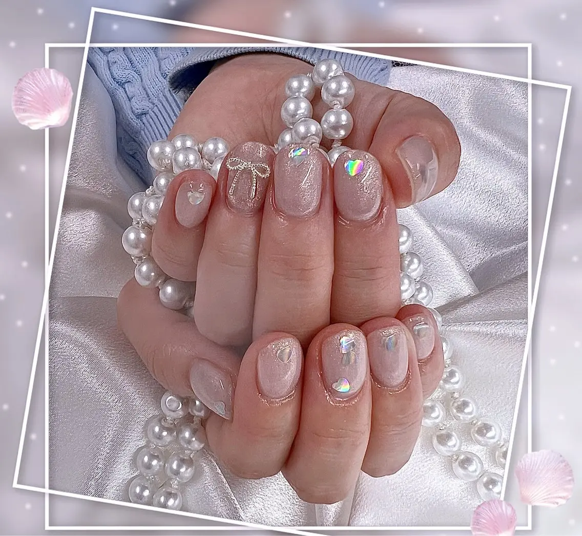 ネイル フレンチネイル グラデーション キラキラネイル 韓国ネイル マグネットネイル Chill Nailsalonのネイルデザイン