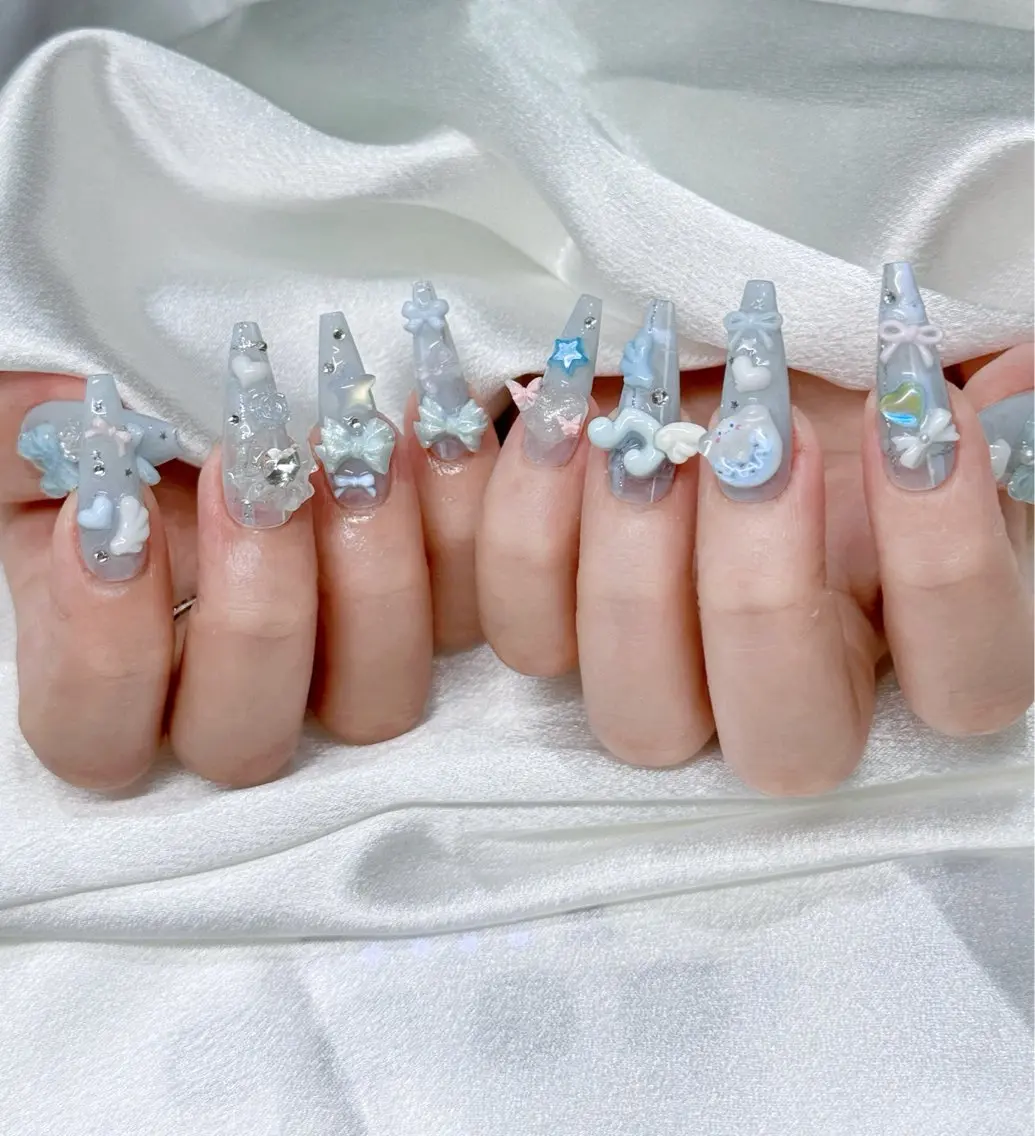 ネイル アートネイル オーロラネイル ブルー チークネイル フットネイル ハンドネイル NAILS168 新大久保店のネイルデザイン
