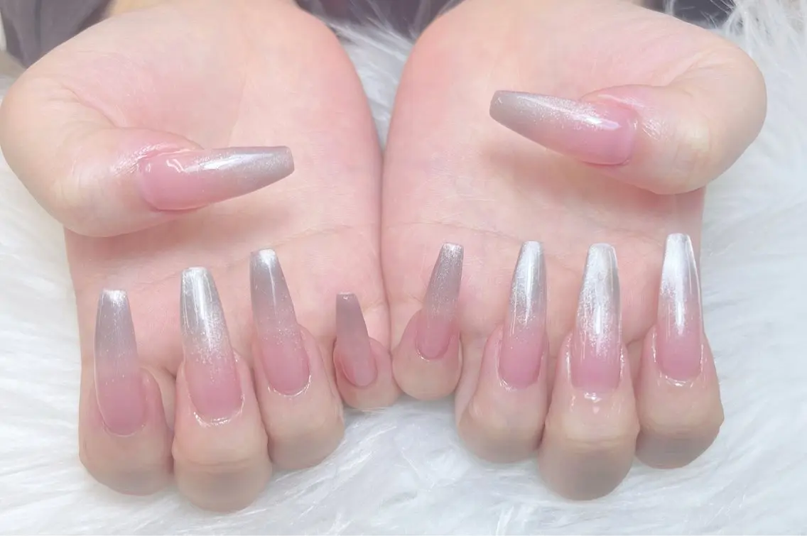 ネイル 成人式 ロングネイル マグネットネイル 大理石ネイル(マーブル) リボン ハンドネイル Amee Nail Salonのネイルデザイン