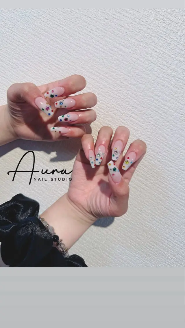 ネイル ハンドネイル Aura Nail Studioのネイルデザイン