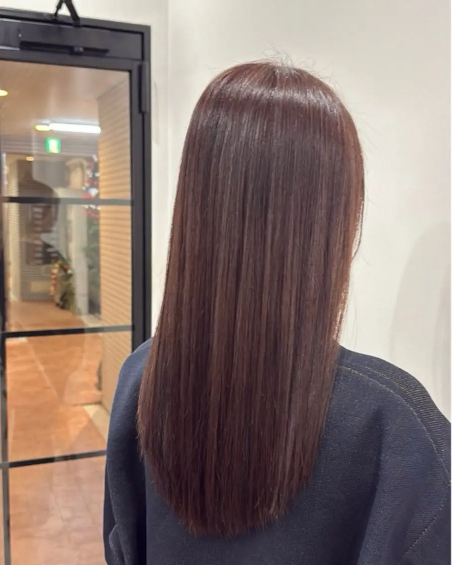 ロング カット ヘアカラー トリートメント ニシザカ マナのヘアスタイル