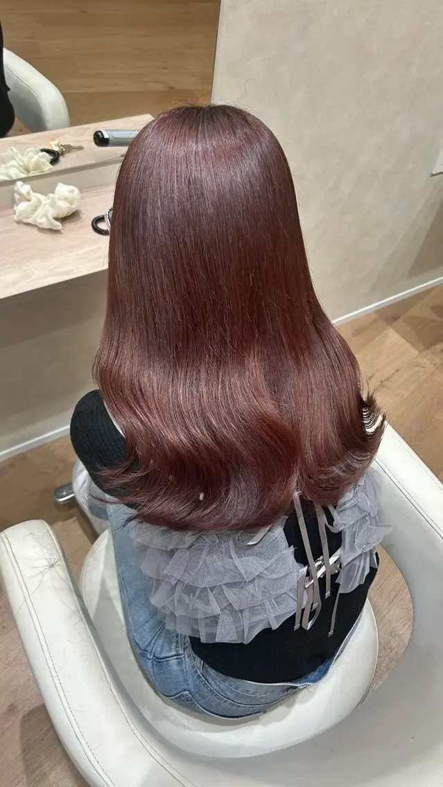 ロング カラー カット ヘアカラー 砂野 真璃奈のヘアスタイル