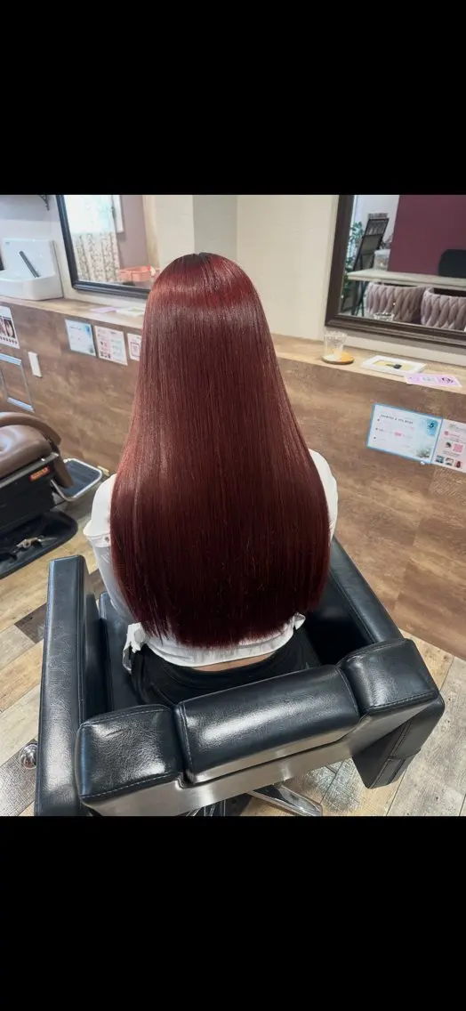 カラー カシス レッドカラー カット ヘアカラー 淡い暖色カラー🩰 girly ♡ ノアのヘアスタイル
