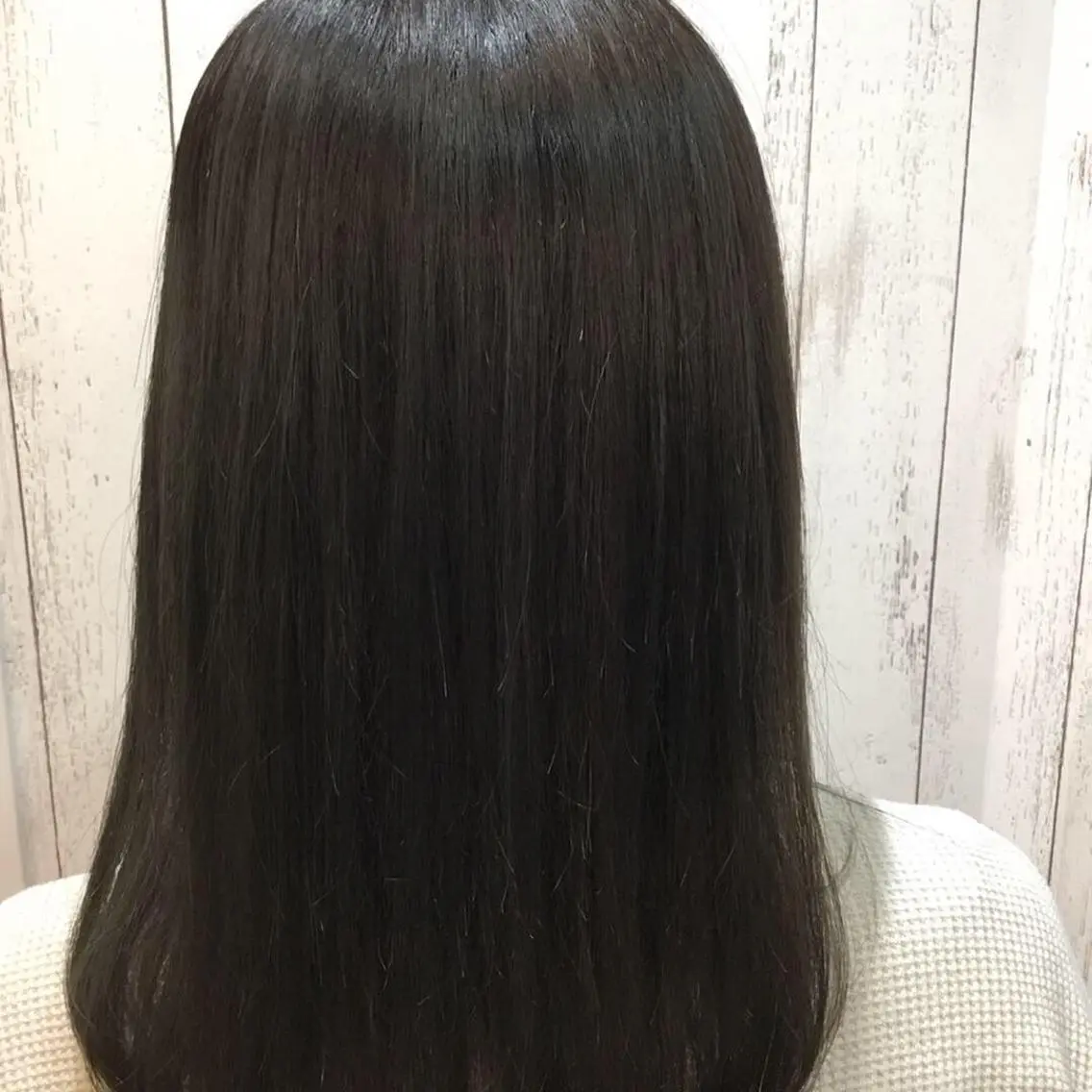 セミロング カラー パーマ embrace エンブレイスのヘアスタイル