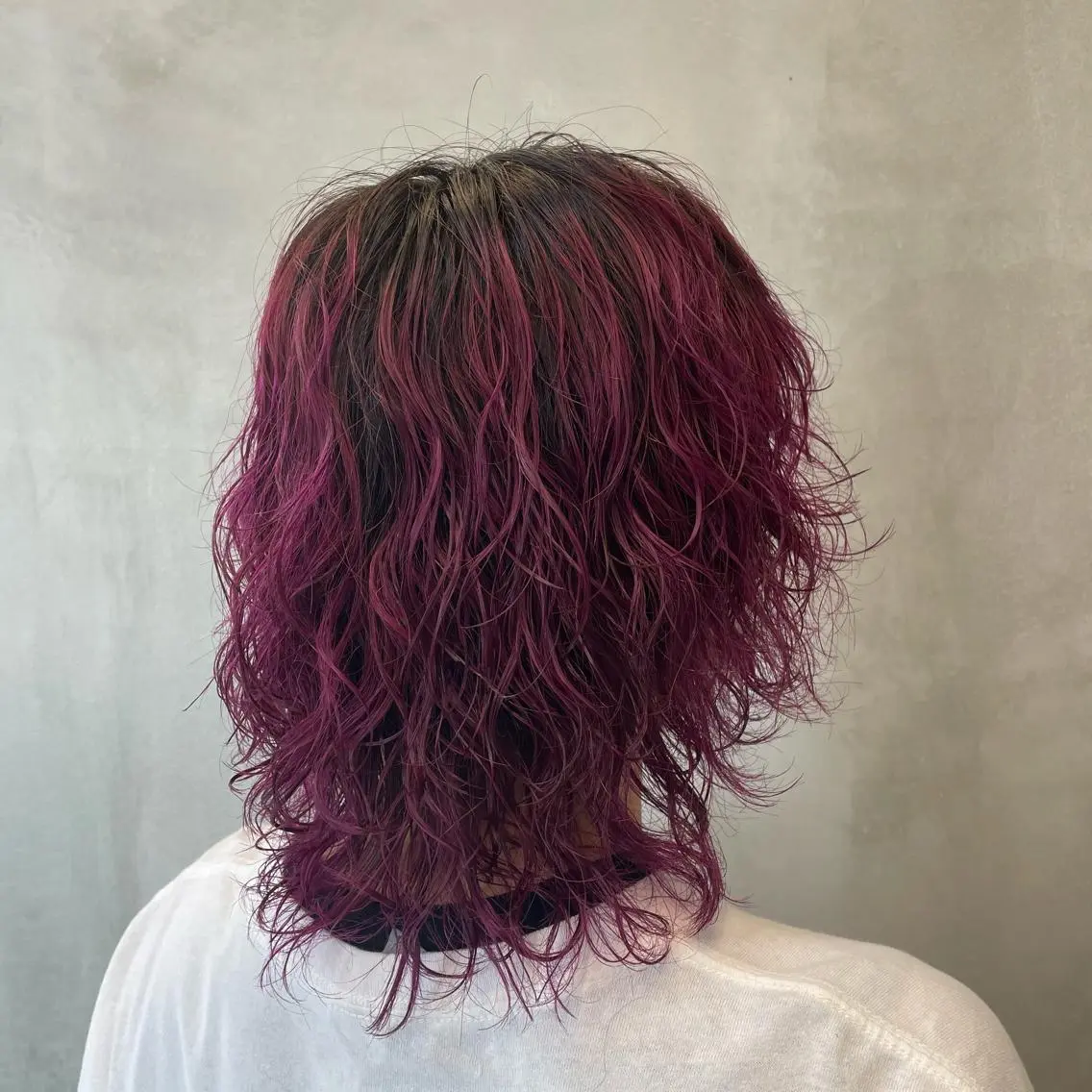 ミディアム カット ヘアカラー 🫧艶髪/ブリーチ 🐳honami🫧のヘアスタイル