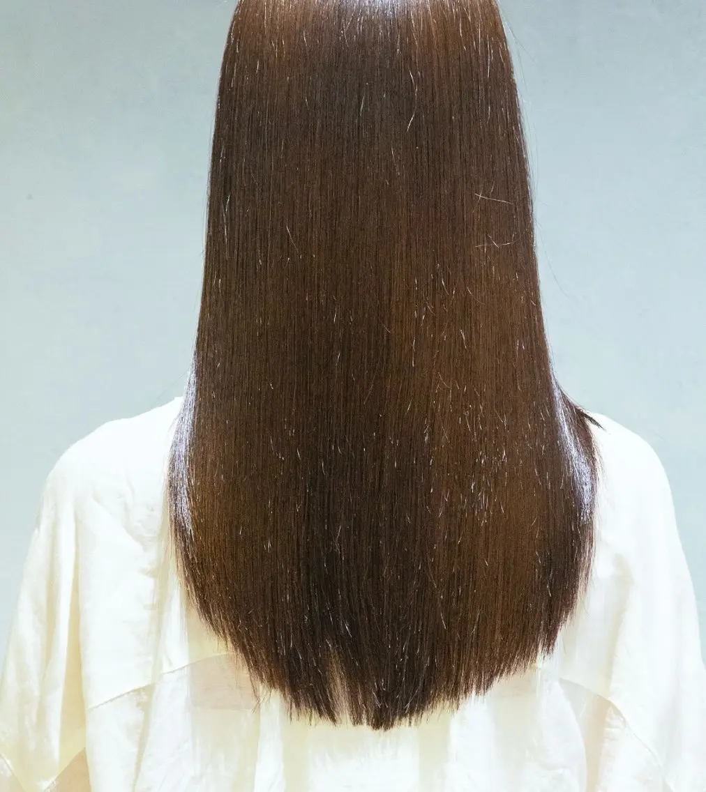 ロング 顔周りカット レイヤーカット ロング うるつやカラー🫧 Amane️のヘアスタイル