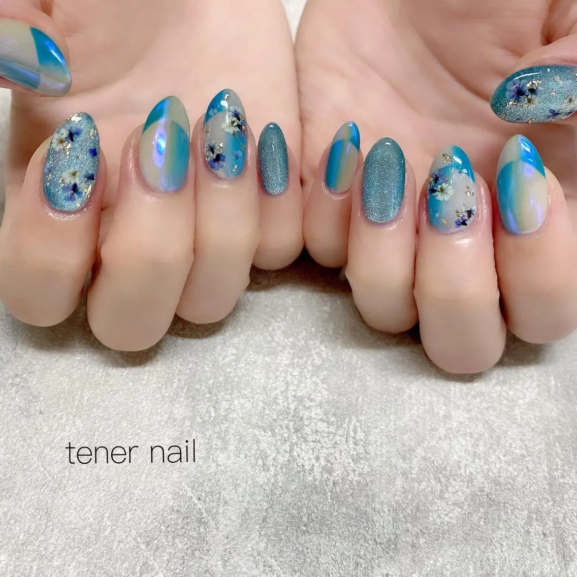 ネイル フラワーネイル フレンチネイル オンブレフレンチ テネルネイル tener nailのネイルデザイン