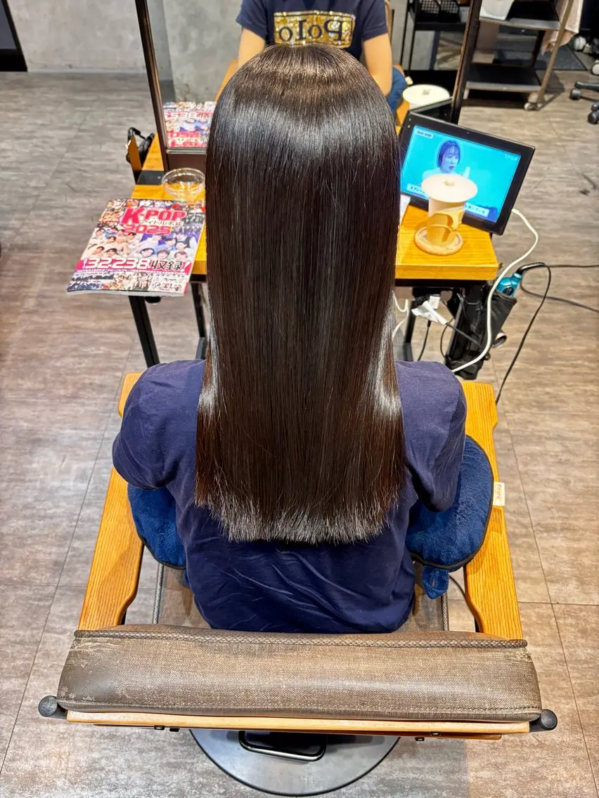 ロング 卒業式のヘアスタイル 縮毛矯正 酸性ストレート 艶髪/縮毛矯正 /hikaruのヘアスタイル