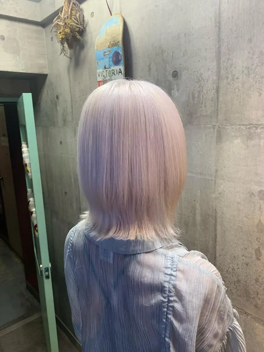 カット+ダブルカラー(ケアブリーチ1回+オンカラー)の写真