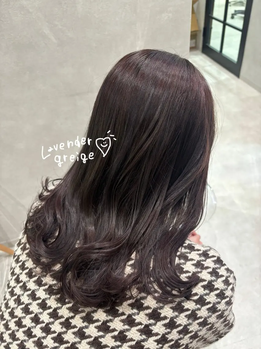 ミディアム カラー 透明感カラー グレージュ ラベンダーカラー ラベンダーグレージュ ラベンダーグレー カット ヘアカラー トリートメント regalo Acari🍎のヘアスタイル