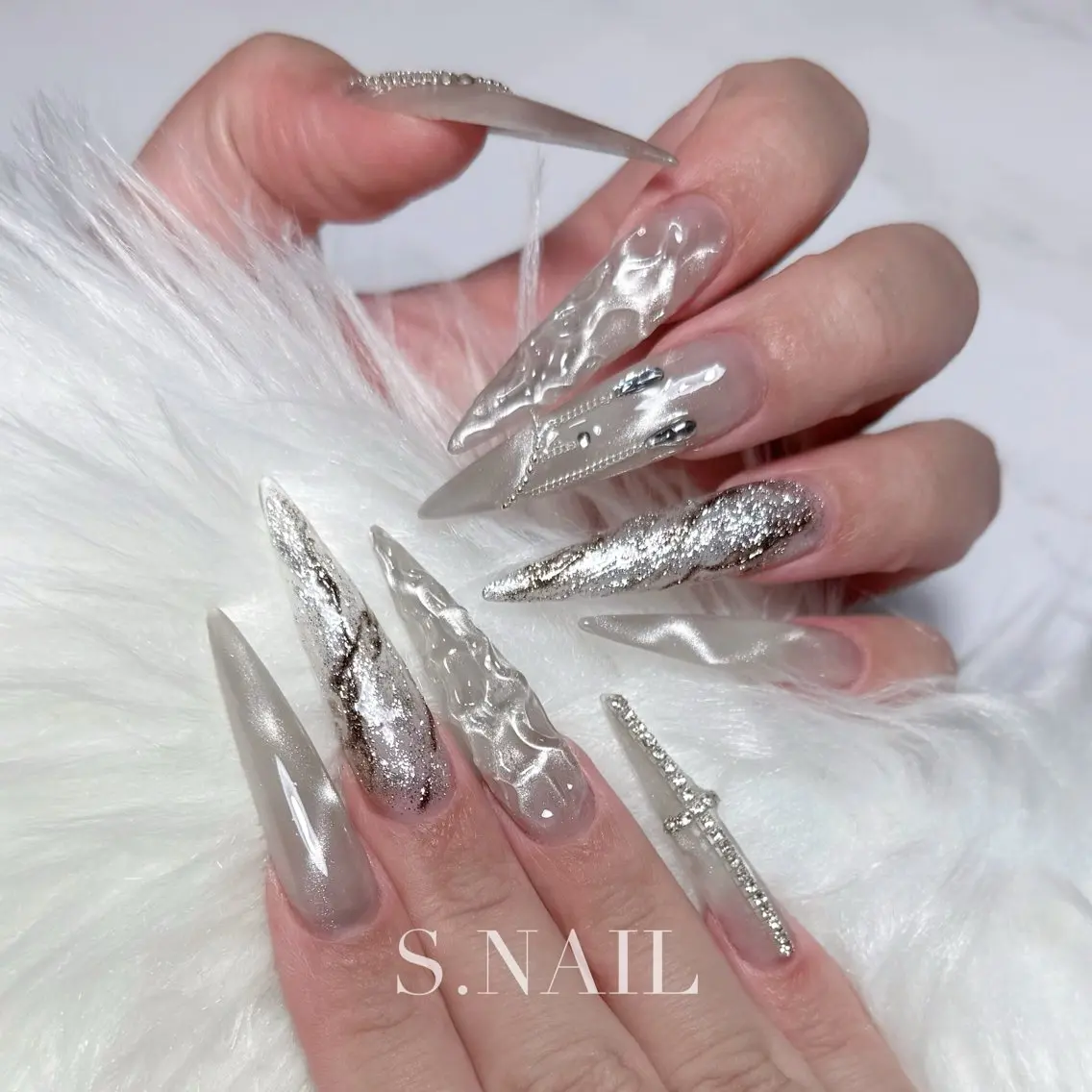 ネイル ハンドネイル S.NAIL Suuのネイルデザイン