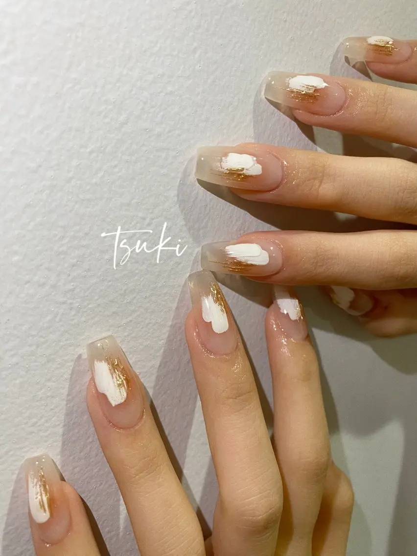 ロング ネイル LUNA Nail salon💕のネイルデザイン