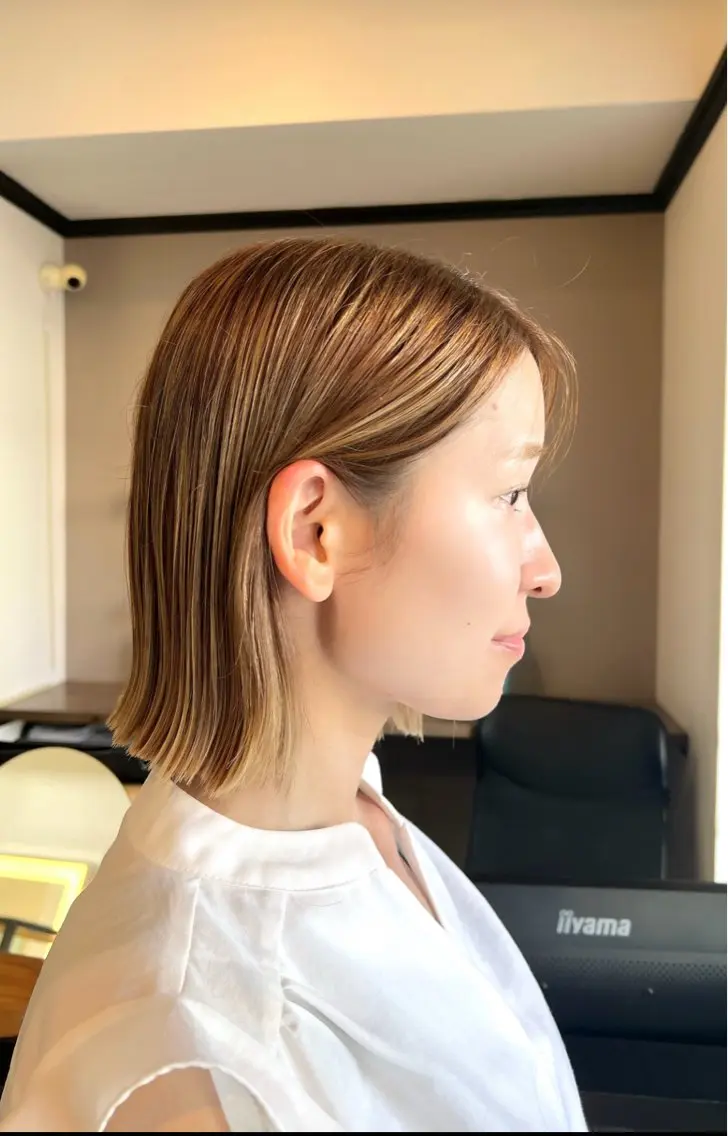 ショート ボブ 外ハネヘア Suzu ／ VISEOのヘアスタイル