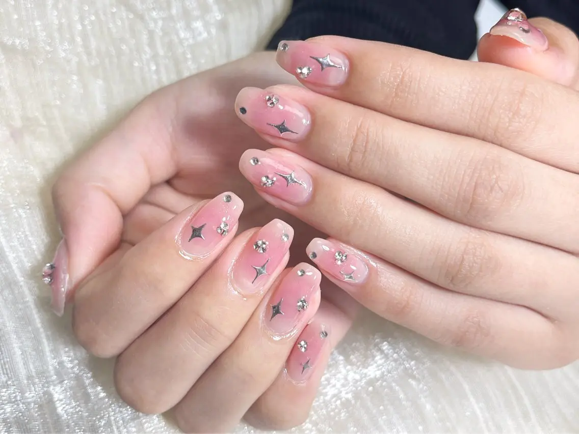 ネイル ハンドネイル 🎀ネイルサロン エクラYUI🎀のネイルデザイン