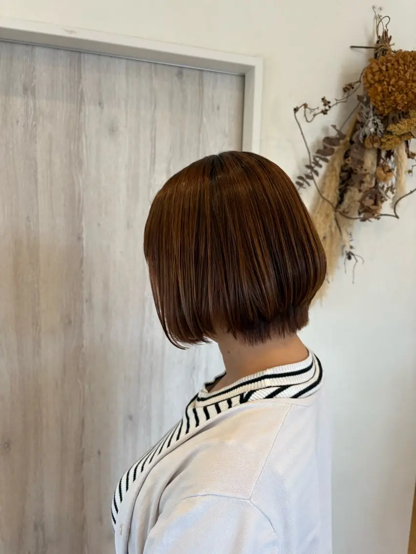 ショート ショートボブ ボブ ショートヘア 縮毛矯正 衛藤 澄玲のヘアスタイル