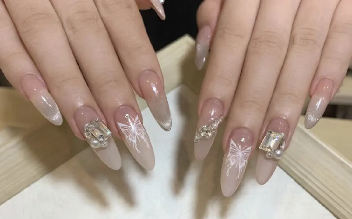 ネイル ハンドネイル スカルプ専門店 D-Beautyのネイルデザイン