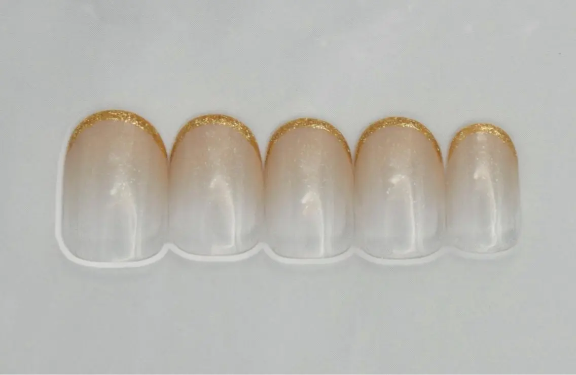 ネイル ゆら 練習生💅🏻のネイルデザイン