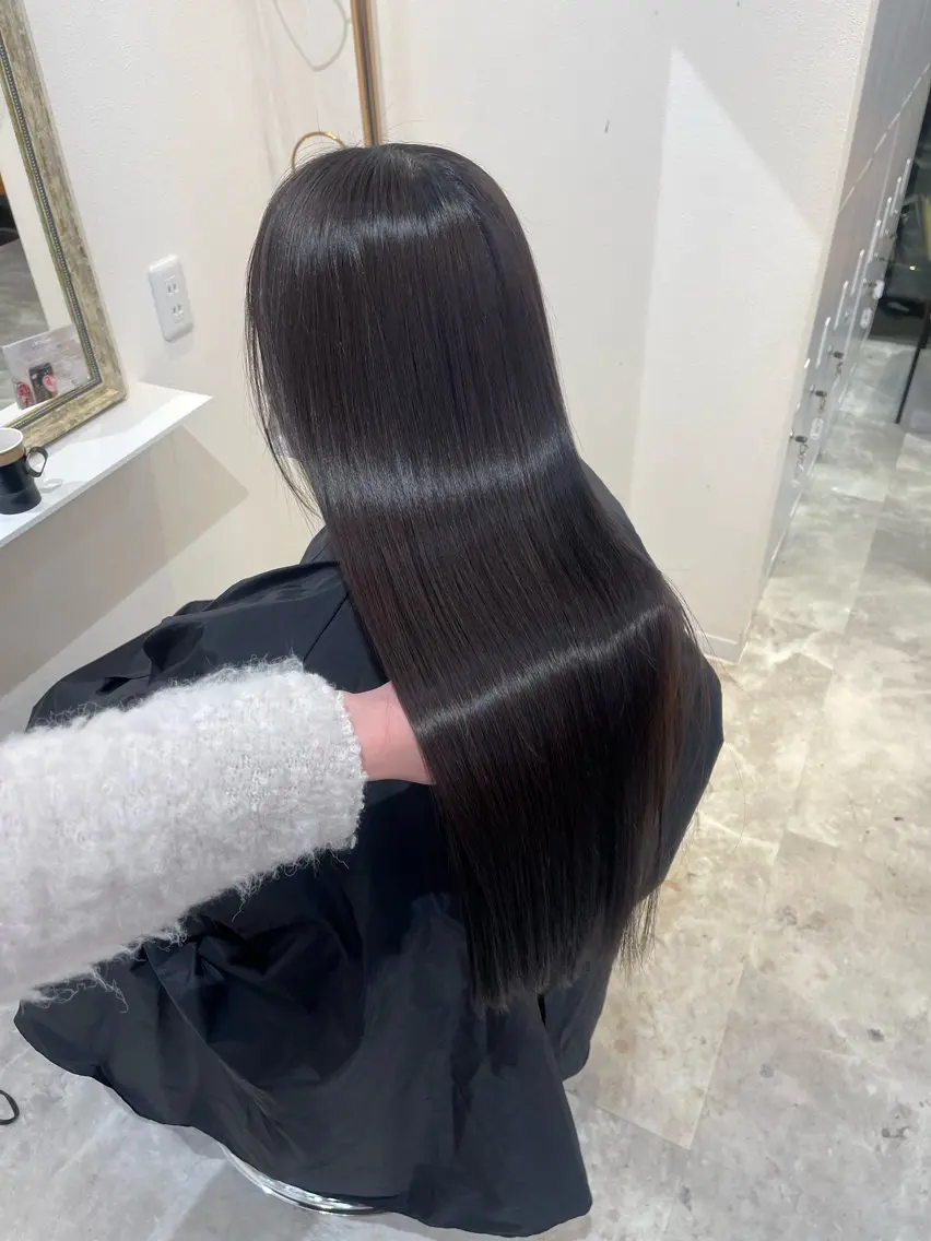 ロング カラー 髪質改善 トリートメント カット ヘアカラー トリートメント 盛れる顔まわり✨🎀 レイヤー別所好葉のヘアスタイル